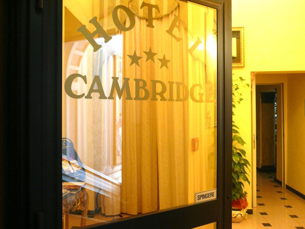 Cambridge Hotel Rom Exterior foto